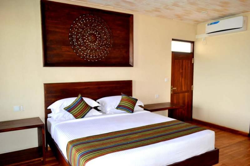 Guru Beach Resort 坦加拉 外观 照片